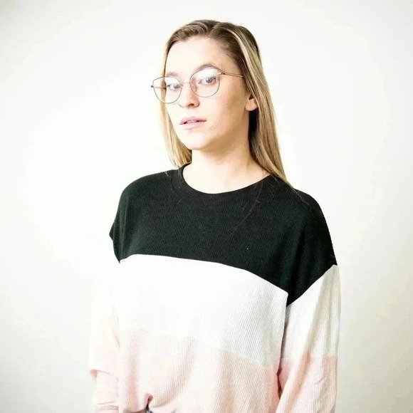 Hollister 3 Panel Waffle Knit Boyfriend Tee - Picture 4 of 6